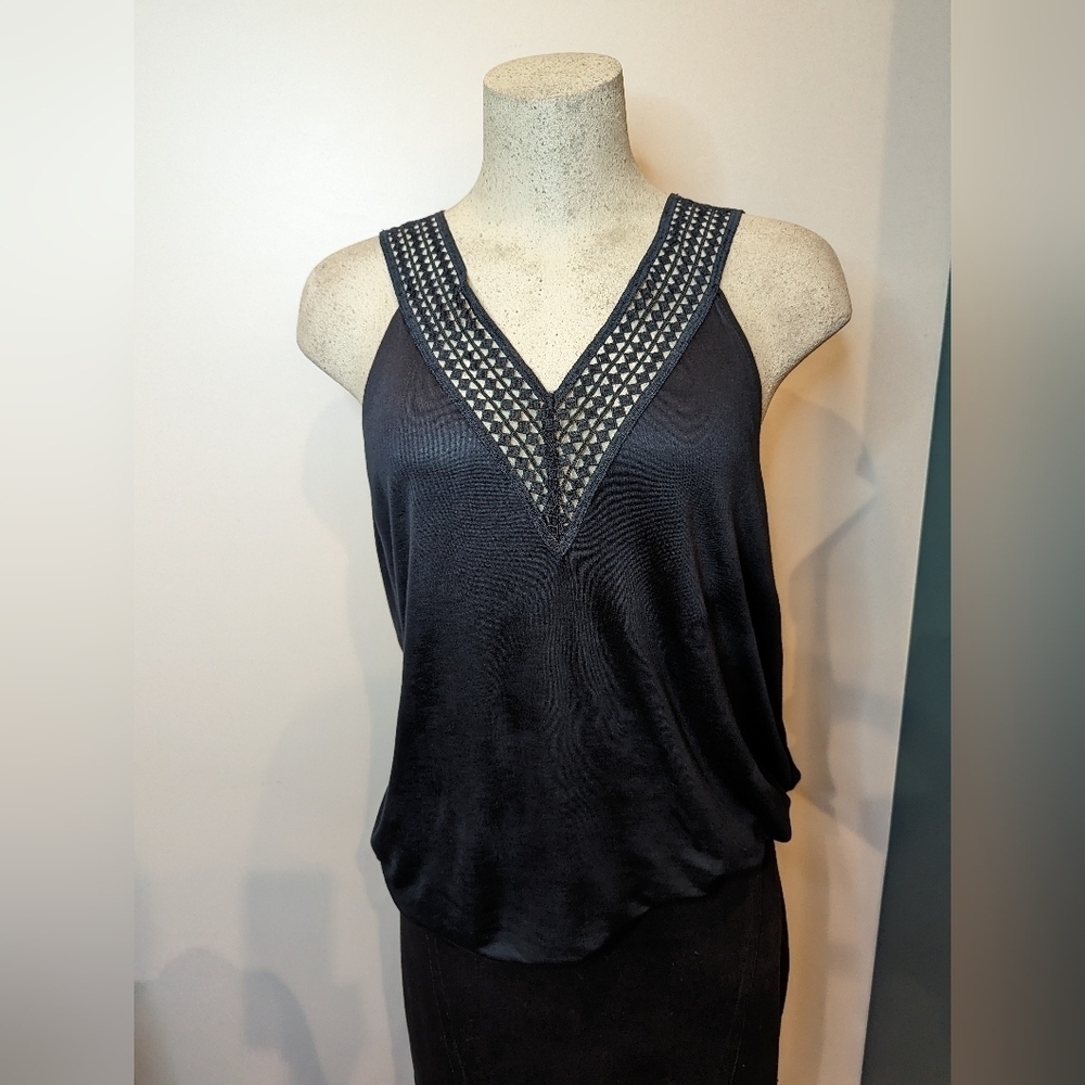 New Blue razor back Strappy crochet V Neck tank H&M Size M,